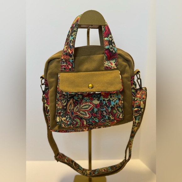 Black Butterfly Canvas Crossbody Handbag bohemian style - Picture 1 of 11